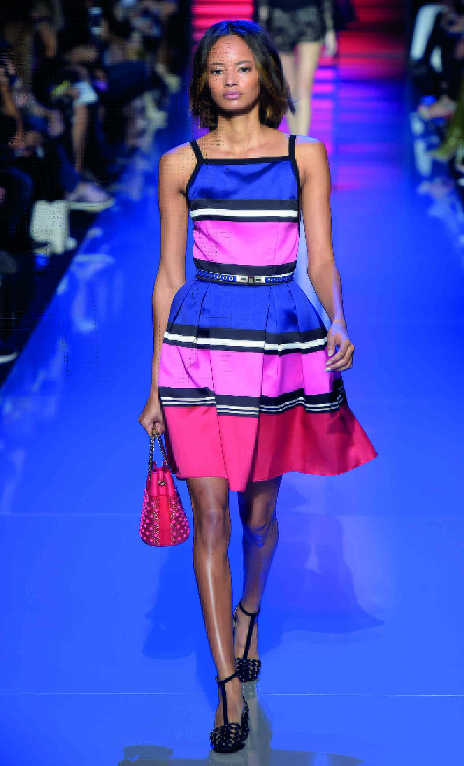MODEL ON THE CATWALK ELIE SAAB SHOW, SPRING SUMMER 2016, PARIS FASHION WEEK, FRANCE, 03 OCT 2015 ELIE, SAAB, SHOW, SPRING, SUMMER, 2016, PARIS, FASHION, WEEK, FRANCE, 03, OCT, 2015, MODEL, CATWALK, 32504292